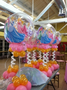 Balloon table centerpiece