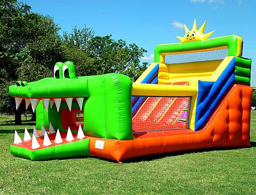Alligator 2 in 1 bounce house